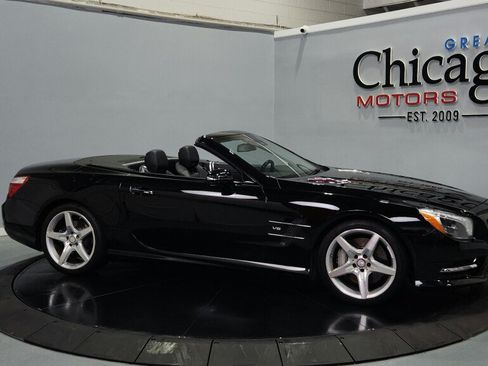Used 2013 Mercedes-Benz SL 550 image 2