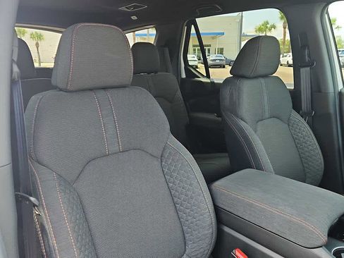 Certified 2025 Honda Pilot Sport image 25