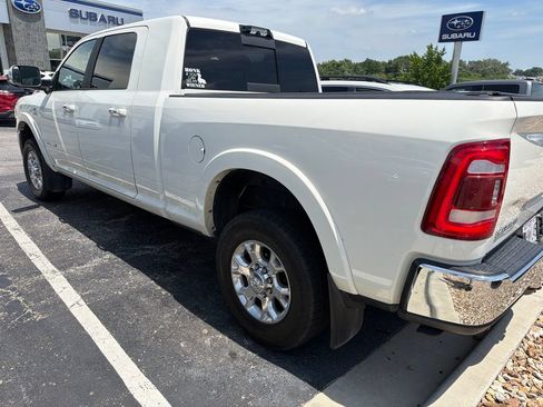 Used 2022 RAM 3500 Laramie AWD/4WD image 4
