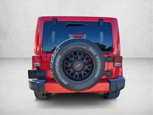 Used 2016 Jeep Wrangler Unlimited Sahara w/ Connectivity Group image 6