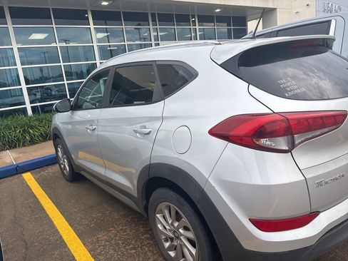 Used 2017 Hyundai Tucson SE AWD/4WD image 10