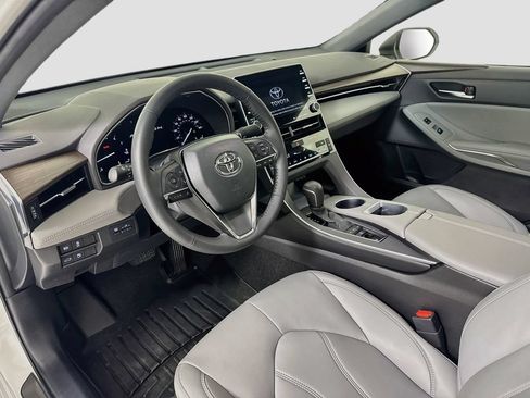 Used 2022 Toyota Avalon XLE w/ Moonroof Package FWD image 10