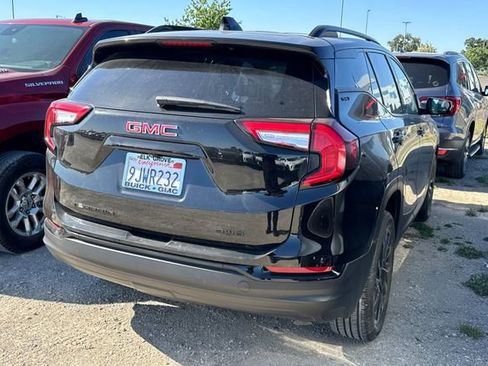 Used 2024 GMC Terrain SLT w/ Elevation Edition AWD/4WD image 4