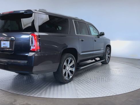 Used 2018 GMC Yukon XL Denali w/ Open Road Package AWD/4WD image 8