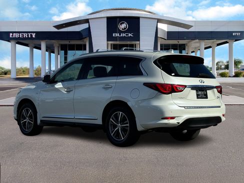 Used 2017 INFINITI QX60 4DR AWD w/ Premium Plus Package image 6