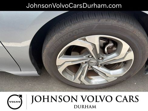 Used 2018 Honda Accord EX image 10