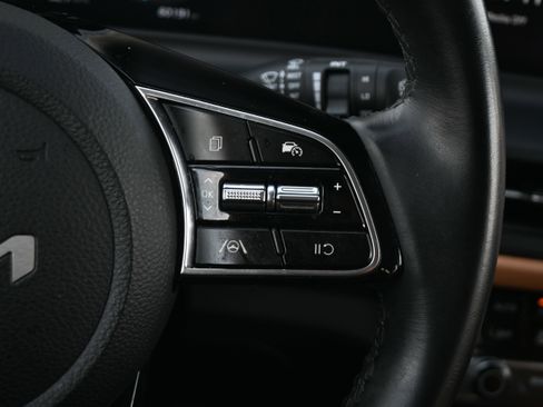 Used 2024 Kia Seltos EX image 30