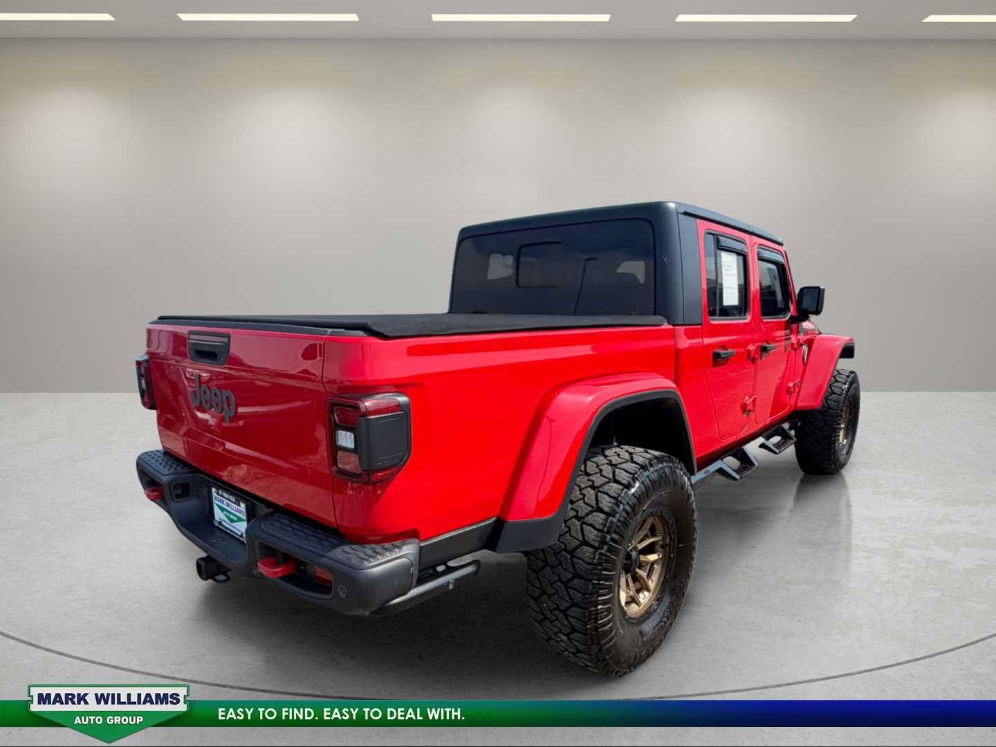 Used 2020 Jeep Gladiator Rubicon w/ LED Lighting Group AWD/4WD image 6