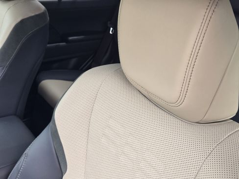 Used 2024 Lexus GX 550 AWD/4WD image 24
