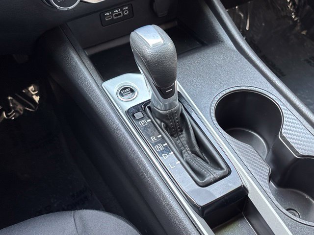 Used 2025 Nissan Altima 2.5 SV FWD image 18