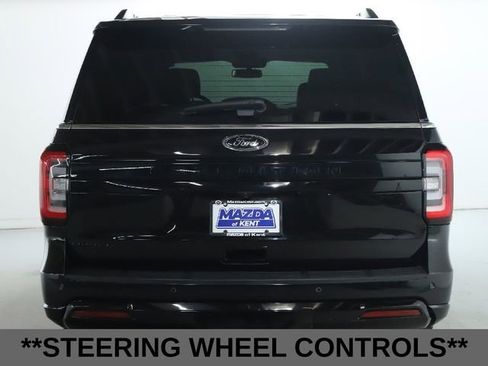 Used 2022 Ford Expedition Limited image 21