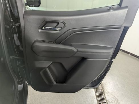 Used 2024 Chevrolet Colorado LT w/ LT Convenience Package III AWD/4WD image 19