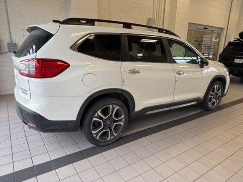 Used 2023 Subaru Ascent Touring image 4
