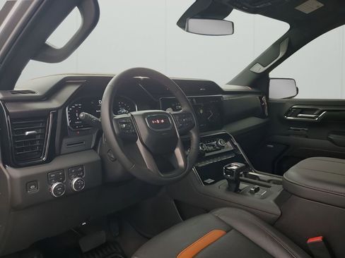 Used 2024 GMC Sierra 1500 AT4 w/ AT4 Premium Package image 31
