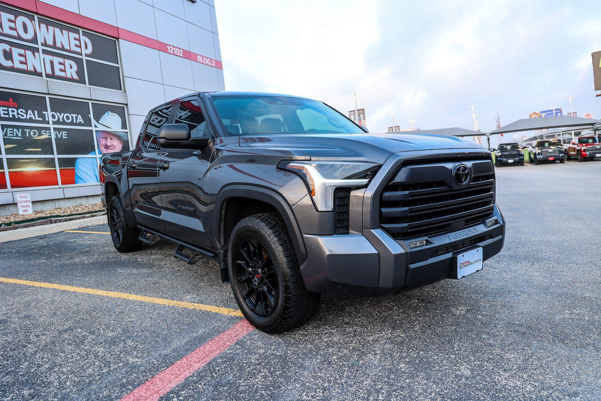 Used 2024 Toyota Tundra SR5 AWD/4WD image 5