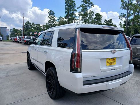 Used 2019 Cadillac Escalade Premium Luxury w/ LPO, Radiant Package image 7