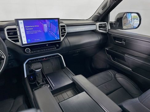 Used 2025 Toyota Tundra Platinum image 24