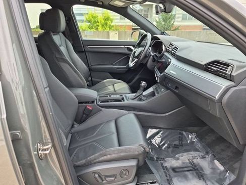 Used 2020 Audi Q3 2.0T Premium Plus w/ Premium Plus Package AWD/4WD image 21