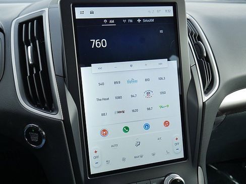 Used 2024 Ford Edge SEL w/ Convenience Package image 35