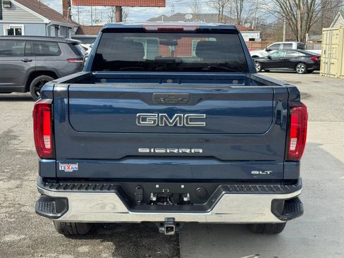 Used 2021 GMC Sierra 1500 SLT RWD image 4