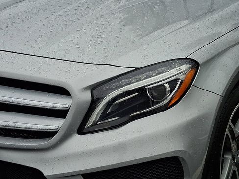 Used 2015 Mercedes-Benz GLA 250 4MATIC image 6