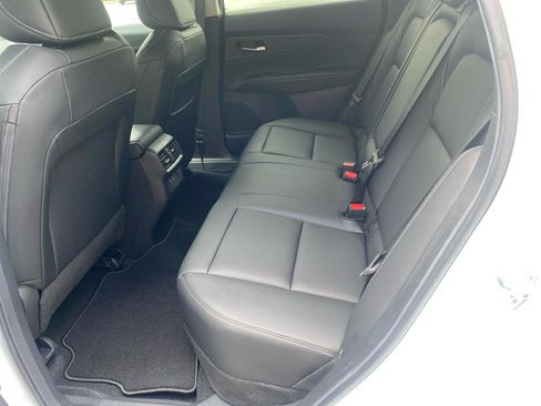 Used 2025 Nissan Murano SV w/ Cargo Package image 8