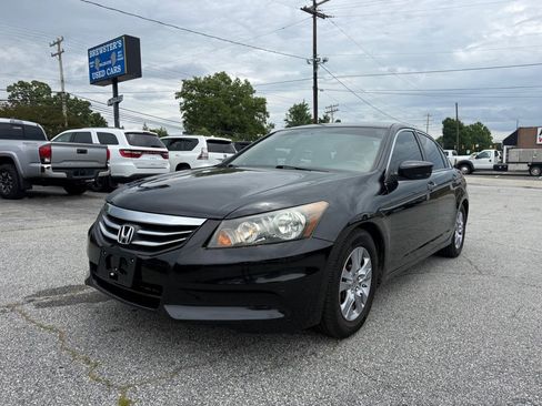 Used 2011 Honda Accord SE image 1