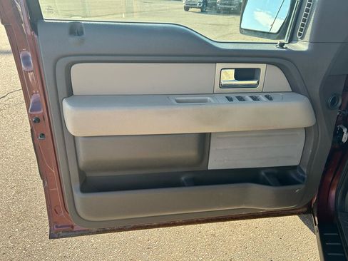 Used 2010 Ford F150 XLT image 14