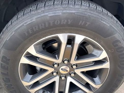 Used 2023 Ford F150 XL w/ STX Appearance Package RWD image 13