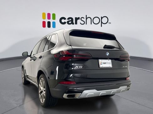 Used 2024 BMW X5 xDrive40i w/ Premium Package AWD/4WD image 3