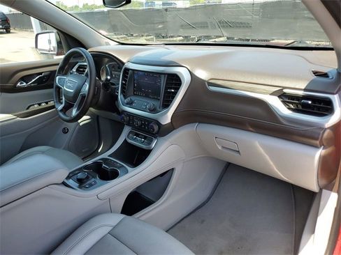 Certified 2023 GMC Acadia SLT image 28