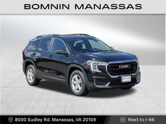 Used 2022 GMC Terrain SLE w/ Driver Convenience Package image 1