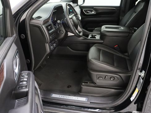 Used 2024 Chevrolet Tahoe Z71 w/ Z71 Off-Road Package AWD/4WD image 15