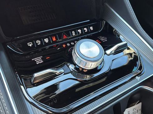 New 2026 Jeep Grand Wagoneer Summit image 35