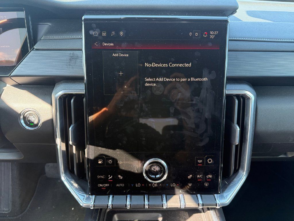 Used 2026 GMC Acadia Elevation w/ Elevation Premium Package FWD image 20