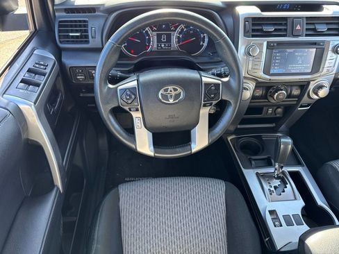 Used 2018 Toyota 4Runner SR5 image 15