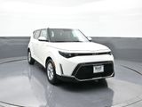 Certified 2023 Kia Soul S image 3