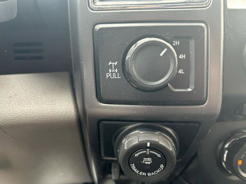 Used 2018 Ford F150 XLT w/ Equipment Group 302A Luxury image 26