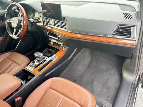 Used 2021 Audi Q5 2.0T Premium w/ Convenience Package image 38