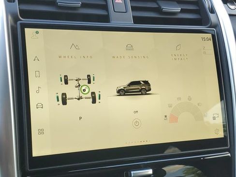 New 2026 Land Rover Discovery S AWD/4WD image 26