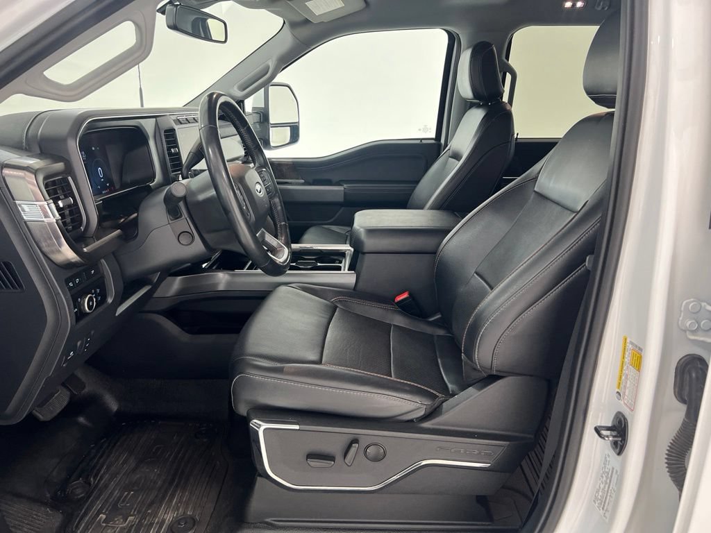 Used 2023 Ford F250 Lariat w/ FX4 Off-Road Package AWD/4WD image 19