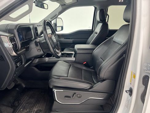 Used 2023 Ford F250 Lariat w/ FX4 Off-Road Package AWD/4WD image 19