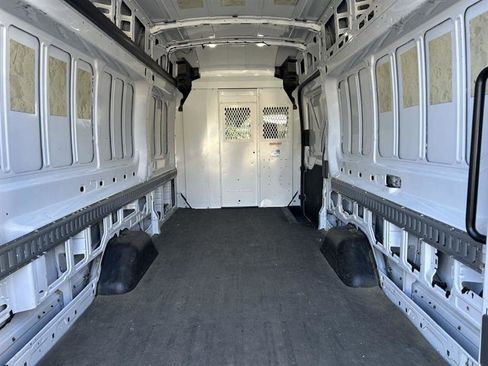 Used 2022 Ford Transit 250 148 High Roof Extended image 14