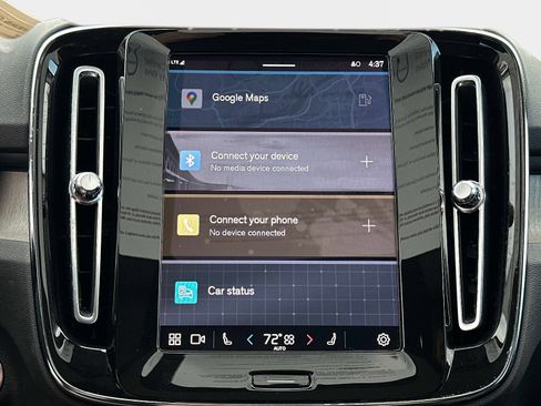 Certified 2023 Volvo XC40 B5 Ultimate w/ Protection Package Premier image 22