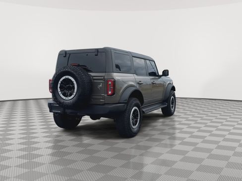 Used 2025 Ford Bronco Outer Banks w/ Sasquatch Package AWD/4WD image 8