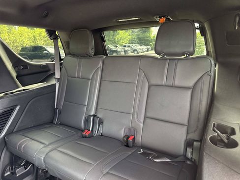 Used 2023 Chevrolet Tahoe RST RWD image 12