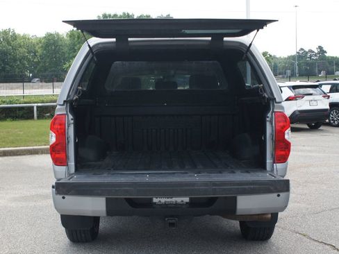 Used 2019 Toyota Tundra Limited w/ Limited Premium Package AWD/4WD image 15