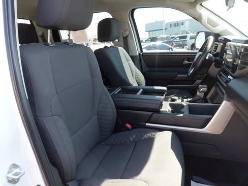Used 2023 Toyota Tundra SR5 AWD/4WD image 31