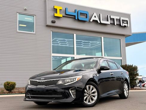 Used 2018 Kia Optima S w/ Panoramic Sunroof Package FWD image 1