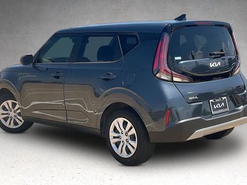 Certified 2023 Kia Soul LX FWD image 4